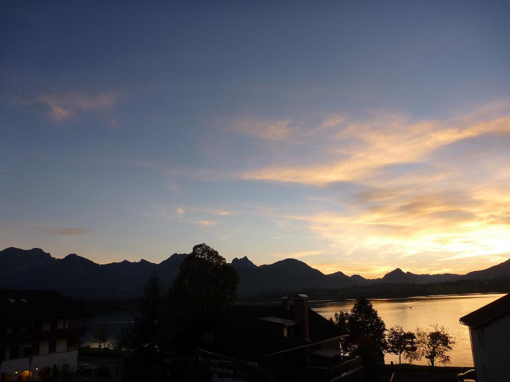 Gaestehaus Guggomos "Das Allgaeustyle" Füssen Oda fotoğraf